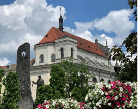 У Львові в підземеллях Гарнізонного храму покажуть несподівану знахідку. Фото