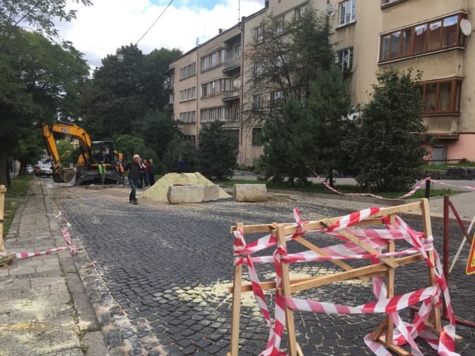 У Львові перекритий рух вулицею Героїв Майдану