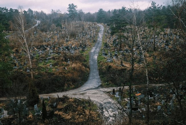Фото: Голосківське кладовище, Вікіпедія
