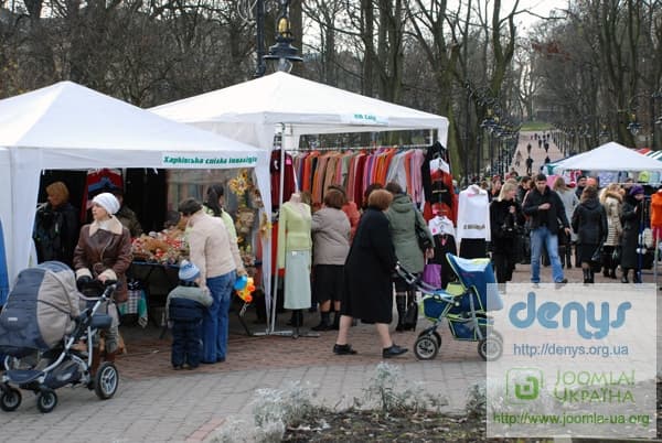 У Львові відкрився ярмарок харківських товаровиробників