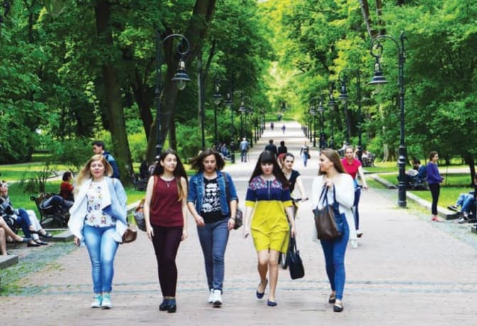 Які проблеми найбільше хвилюють мешканців Львівщини. Опитування