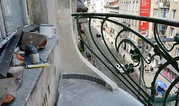 На вулиці Дорошенка у Львові реставрують унікальні балкони