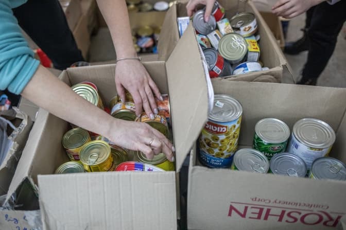 За добу Львівщина відправила понад 120 тонн гуманітарного вантажу