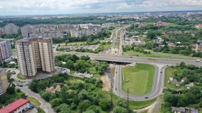 З понеділка у Львові беруться за ремонт другої сторони Хуторівки. Схема об'їзду