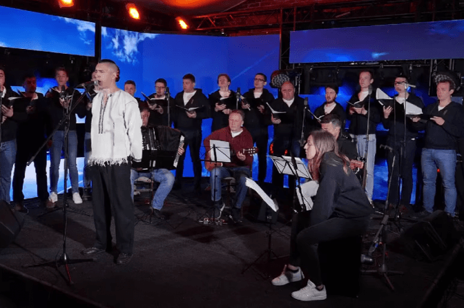 Фото з відео на пісню "Знамено"