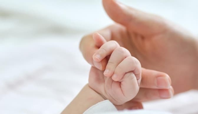 У Львові майбутніх батьків запрошують на безоплатні заняття. Розклад