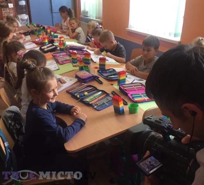 Як у львівській початковій школі вчать не боятися виступати. Відеорепортаж