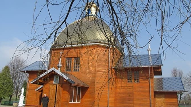 На Львівщині відзначають 35-ту річницю об’явлення Богородиці. Де подивитись Літургію онлайн