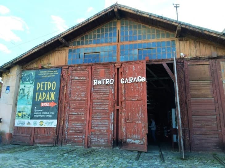 У Львові спростували чутки про ринок в музеї ретроавтомобілів