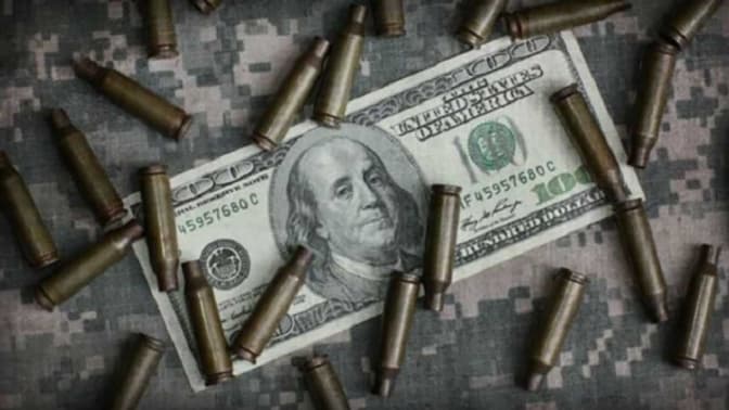 На місяць воєнних дій Україна витрачає близько 10 млрд доларів