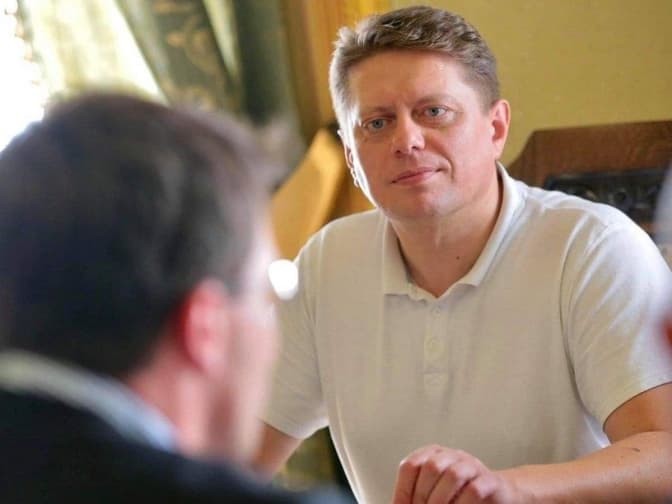 Суд відвів слідчого у справі Матиса про розкрадання гуманітарної допомоги