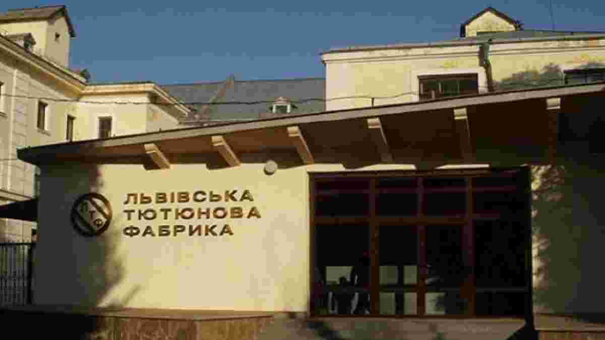 Винниківську тютюнову фабрику назвали одним з найбільших виробників нелегальних цигарок