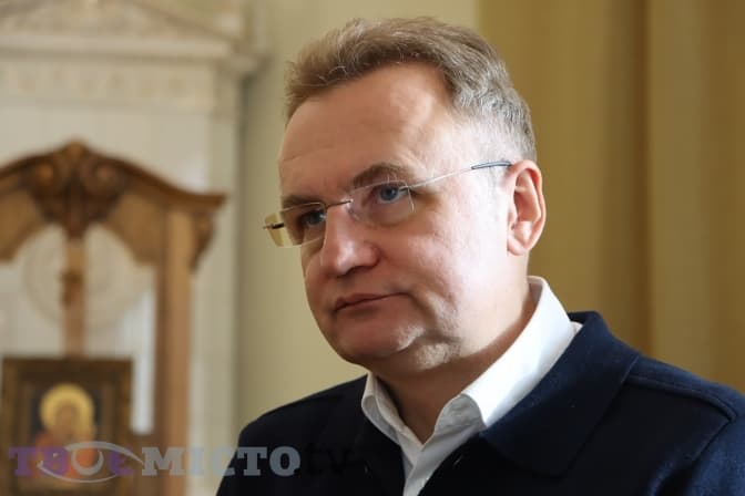 Львів під час війни. Садовий про безпеку, транспорт, продукти і переселенців