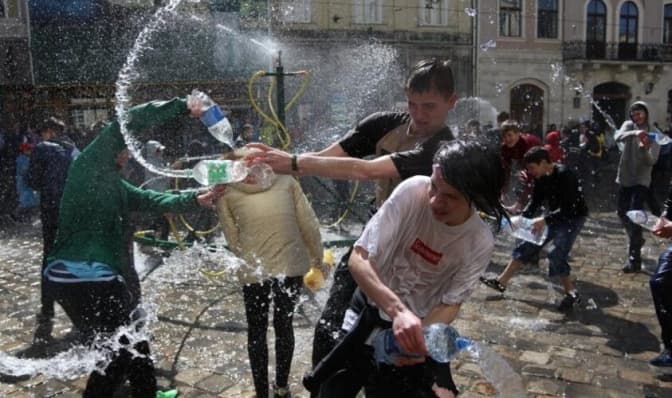 Обливаного понеділка на площі Ринок у Львові не буде