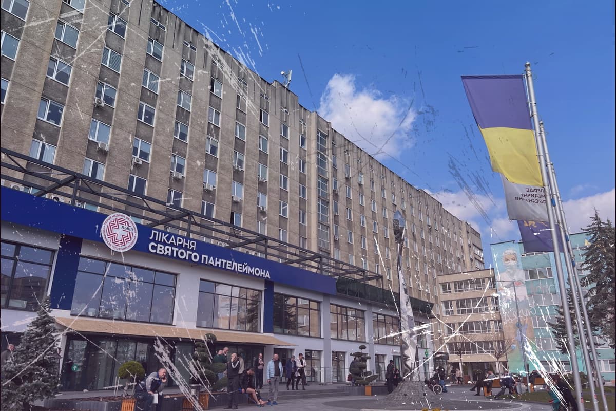 Чому більшість коштів у Львові спрямовують на одні й ті ж лікарні. Інтерв'ю про медицину
