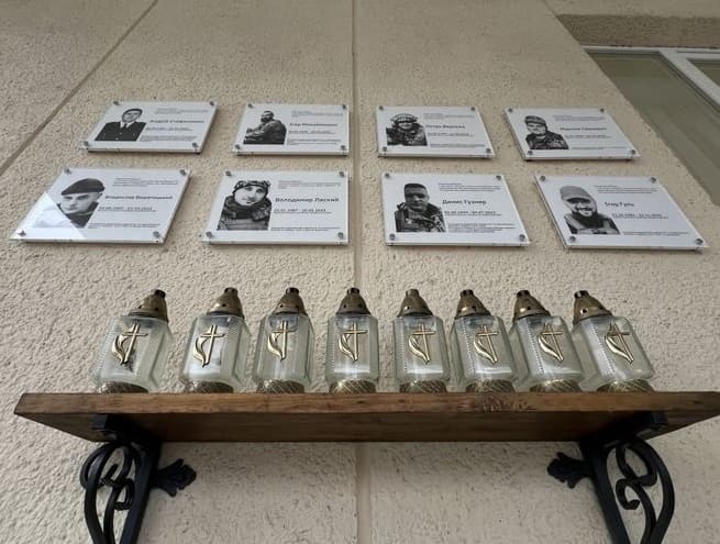 У Львівській громаді встановлять ще 17 меморіальних таблиць полеглим Героям України