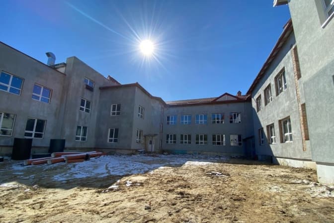 Біля Львова добудовують та розширюють школу на понад тисячу учнів. Фото