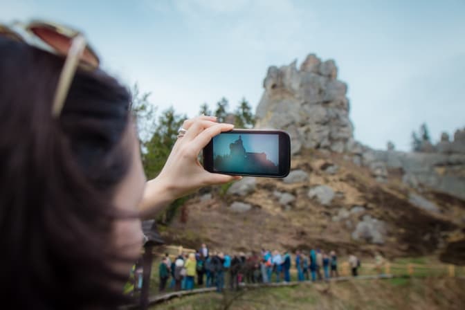 Студенти зі Львова створили мобільний додаток, що дозволяє мандрувати в часі