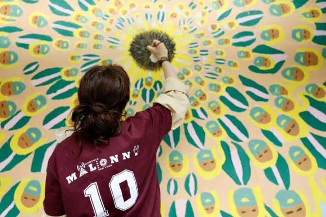 У Львові художники із чотирьох країн створюють 20-метровий стінопис. Фото