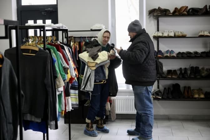 Із Сихова та від Порохової вежі: як курсуватиме «Автобус турботи» для бездомних у Львові