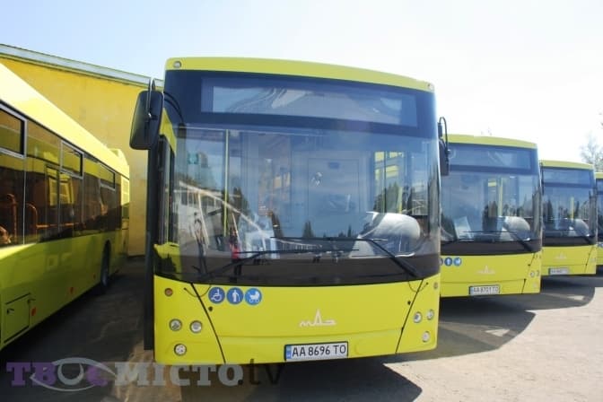 У Львові кілька автобусів тимчасово змінять схему руху