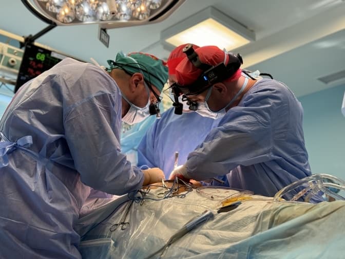 У Львові кардіохірурги врятували життя чоловіка з розшаруванням аорти