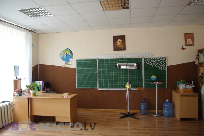 Як виглядають перші класи львівських шкіл перед 1 вересня. Фото