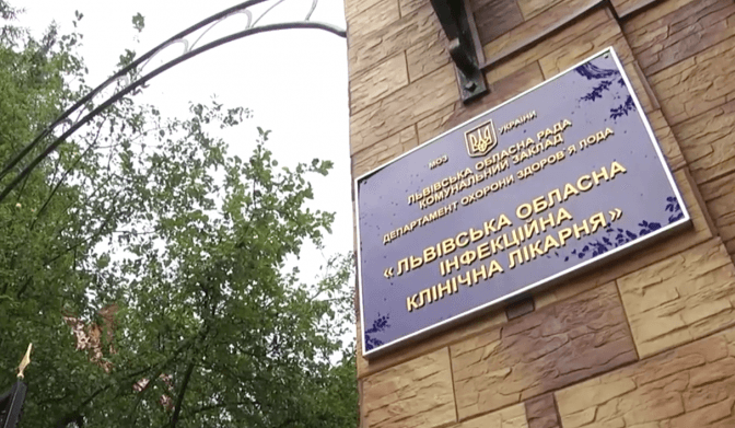 Через отруєння рибою на Львівщині госпіталізовані понад 30 людей