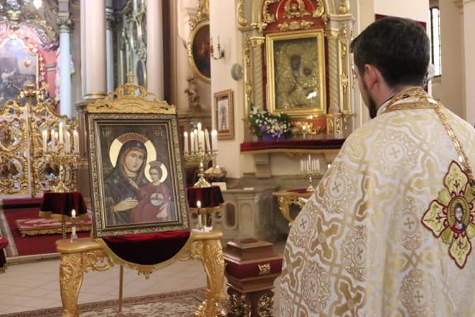 До Собору святого Юра привезли копію чудотворної ікони Пресвятої Богородиці