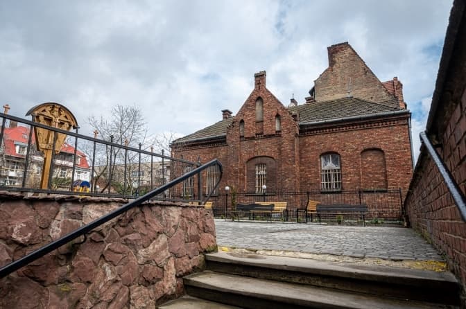 На якому етапі реконструкція підпірної стінки храму святого Климентія Папи