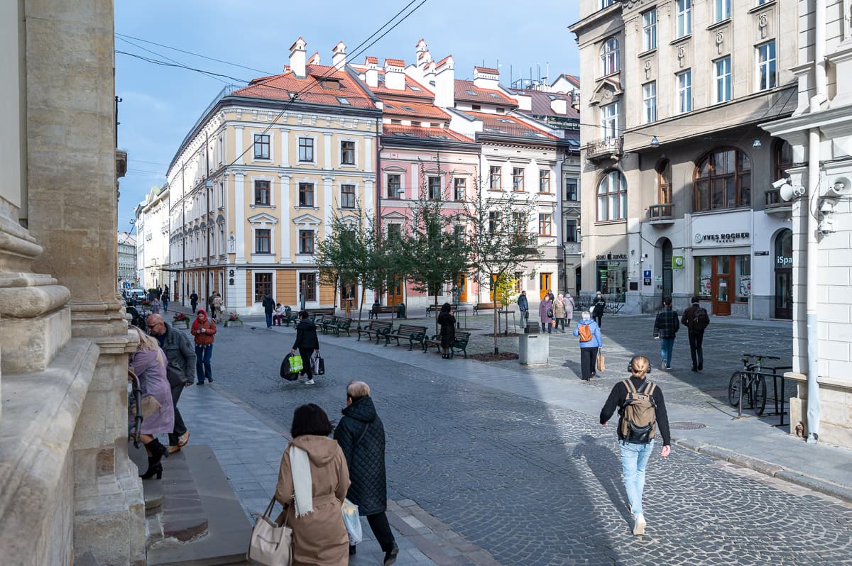 На площу Ринок перекрили один із в'їздів