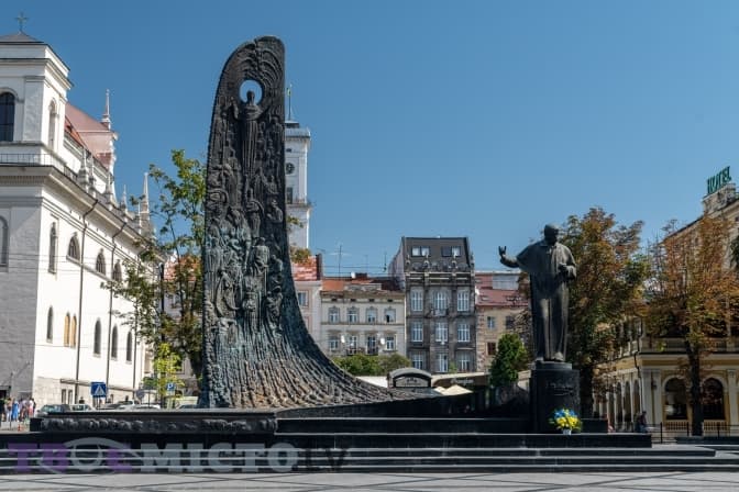 Сад Божественних Пісень та «Код Баха». Куди піти у Львові на вихідні