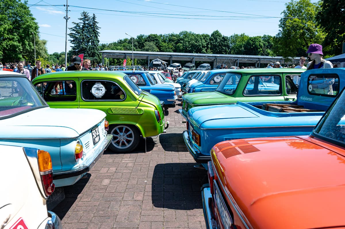 У Львові відбувся фестиваль ретроавтомобілів. Фото