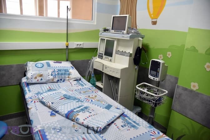 У львівському «Охматдиті» відкрили кімнату обіймів для дітей, які чекають на операції