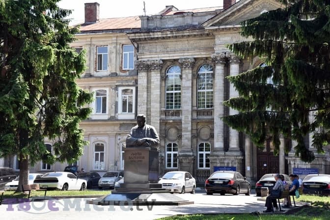 У львівській лікарні виявили розтрати коштів на понад 8 млн гривень