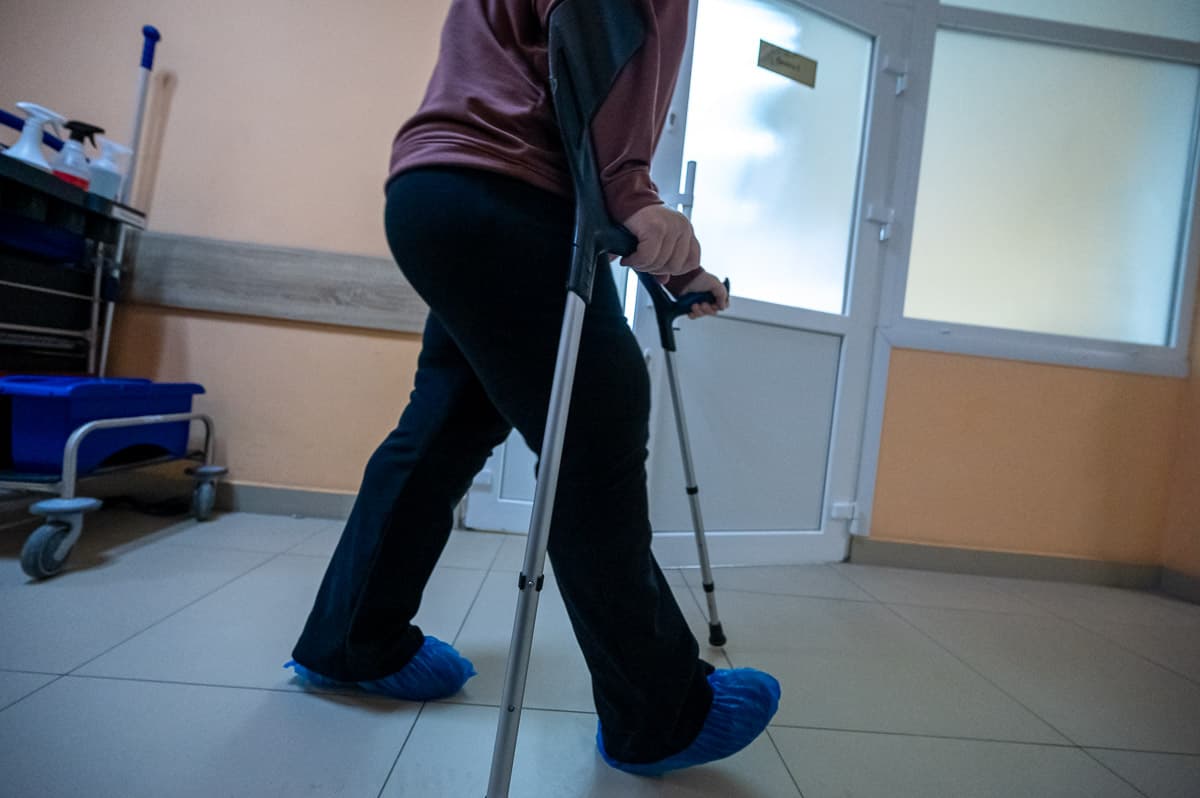 «Йшов на роботу і впав». Львів'яни масово травмуються через ожеледицю