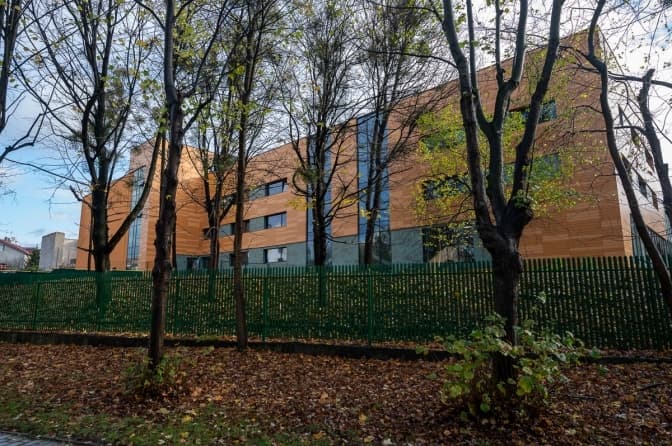 Район навколо «Піскових озер» «оновлюють». Що там зводять