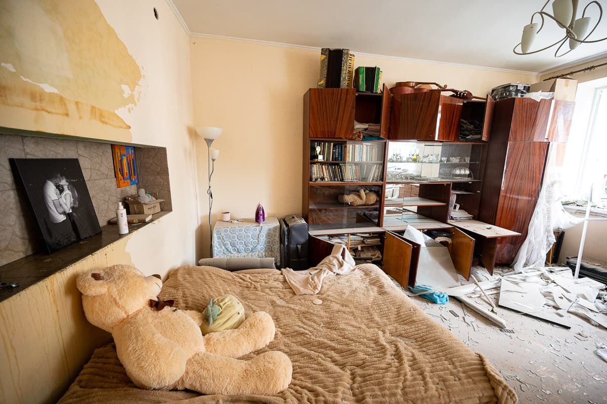 Небайдужі львів’яни пропонують допомогу постраждалим від ракетного удару. Куди звертатися