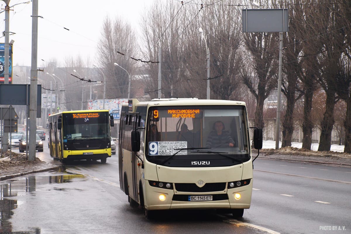 Коли на маршрут №9 у Львові запустять великі автобуси