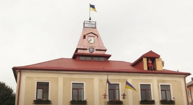 Авторський годинник на Бродівській ратуші увійшов до світової спадщини годинникарства