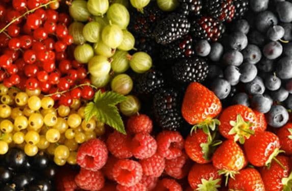 Рятуємося від спеки: три рецепти морозива із сезонних ягід