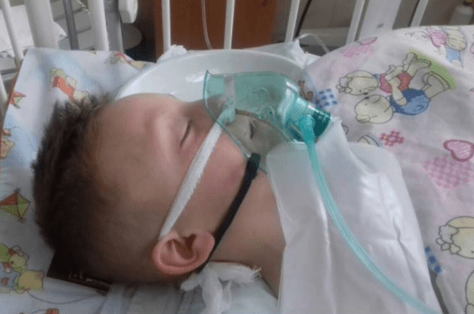 Хлопчик, який перебуває у львівській лікарні з енцефалітом, опритомнів