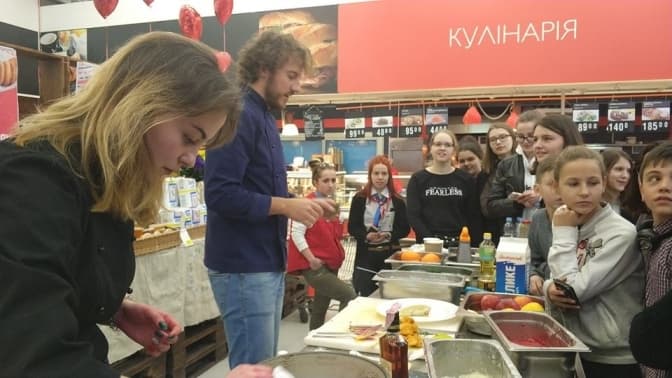 Менше хліба, більше трав. Якими будуть нові нормативи харчування у школах