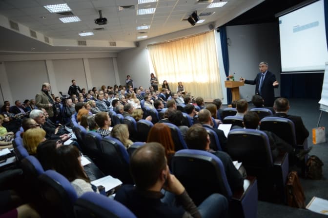 Скільки у Львові витрачає діловий турист? Інфографіка