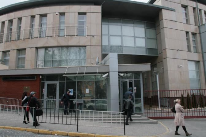 Львів’ян попереджають про вихідні у Генконсульстві Польщі