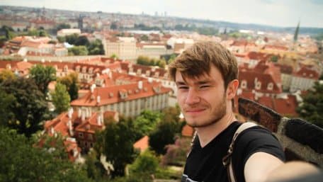 #Konyk_Help: Святослав Вакарчук закликає допомогти студенту з лейкемією. Відео