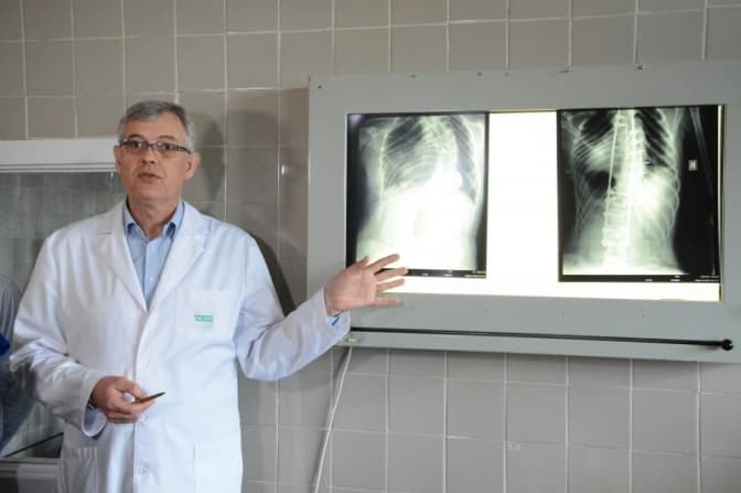 Маленьких львів'ян консультуватимуть лікарі-ортопеди з Польщі. Як записатись