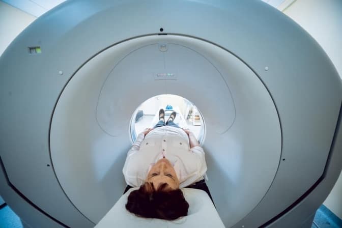 Лікарні Львівщини, де лікують хворих на Covid-19, отримають комп’ютерні томографи