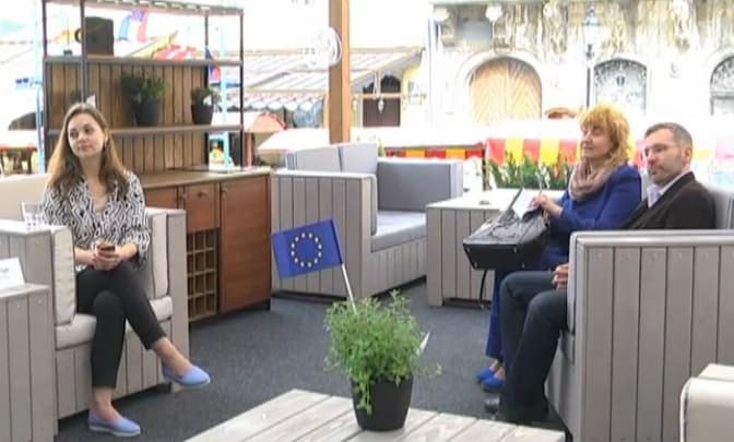 На Tvoemisto.tv стартувала трансляція розмови про розвиток інтелекту в Україні