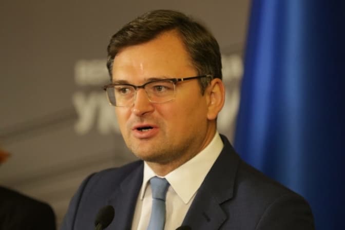 «Зараз головне не те, що нам передадуть, а коли», – Кулеба про зброю від західних партнерів